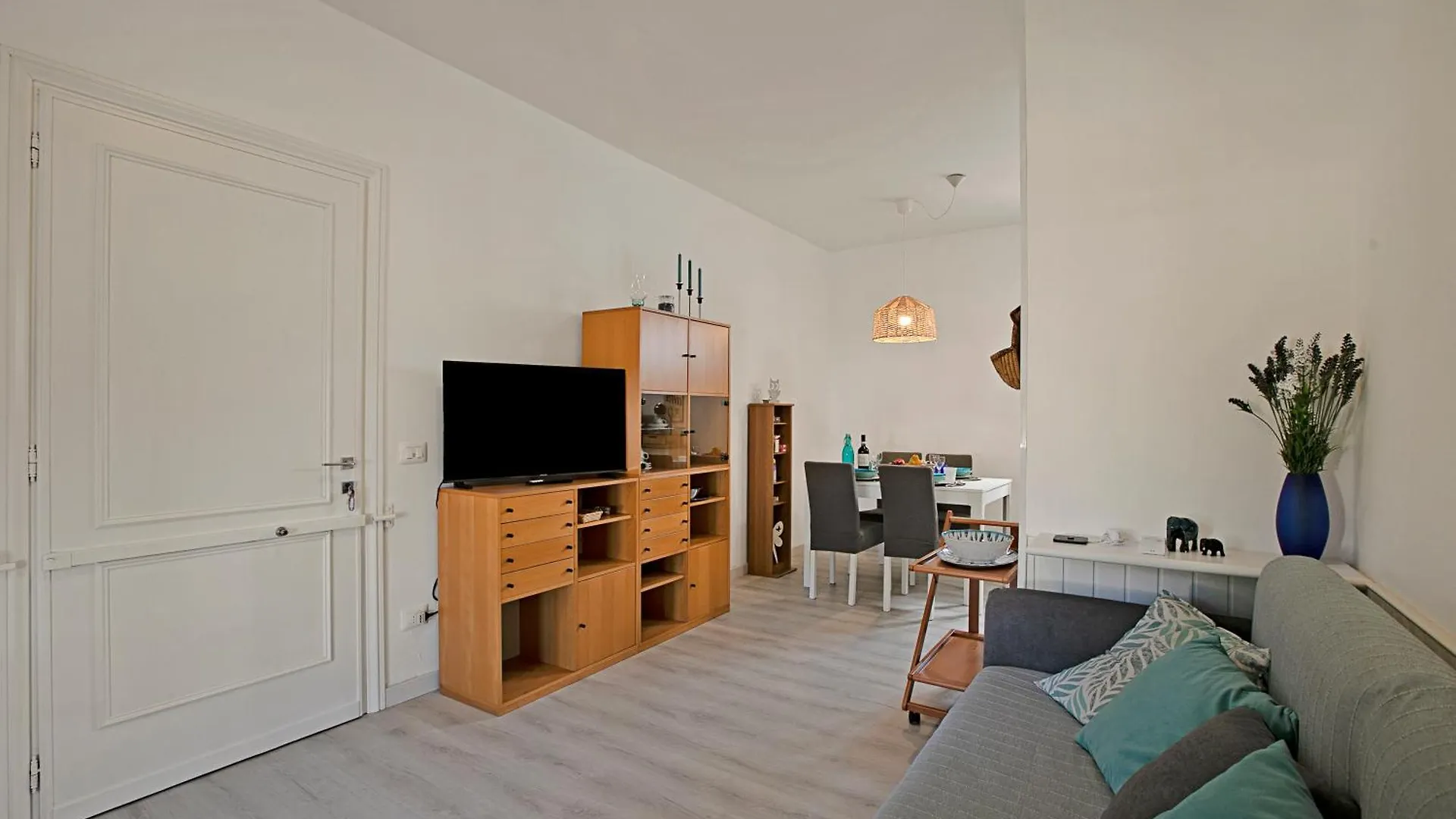 Apartament Elizabeth House-100M Lake & Priv Parking - Happy Rentals Toscolano Maderno
